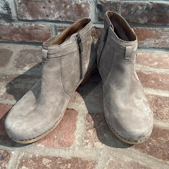 Dansko Shoes - Dansko Women's Maria Casual Boot Clog Taupe Milled Nubuck EU 39/US 8.5-9